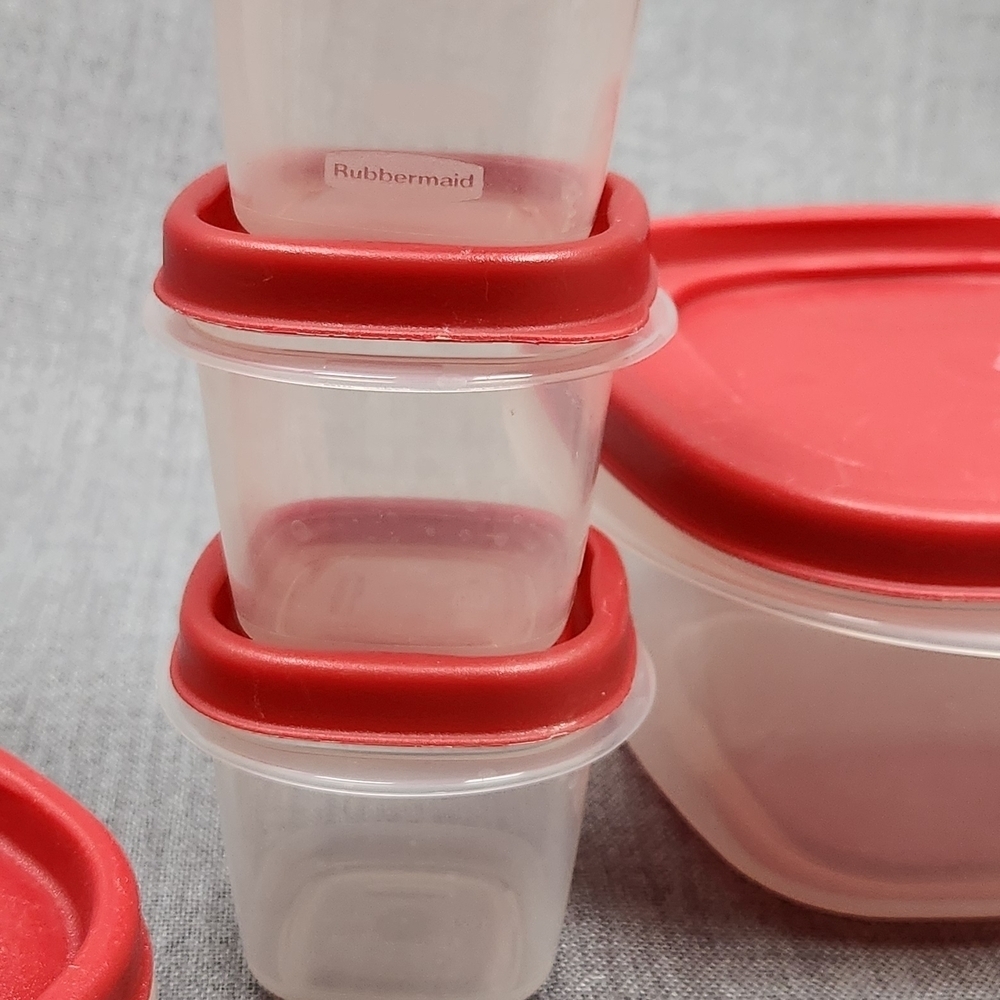 Rubbermaid Red Square Easy Find Replacement Storage Containers - Picture 3 of 6